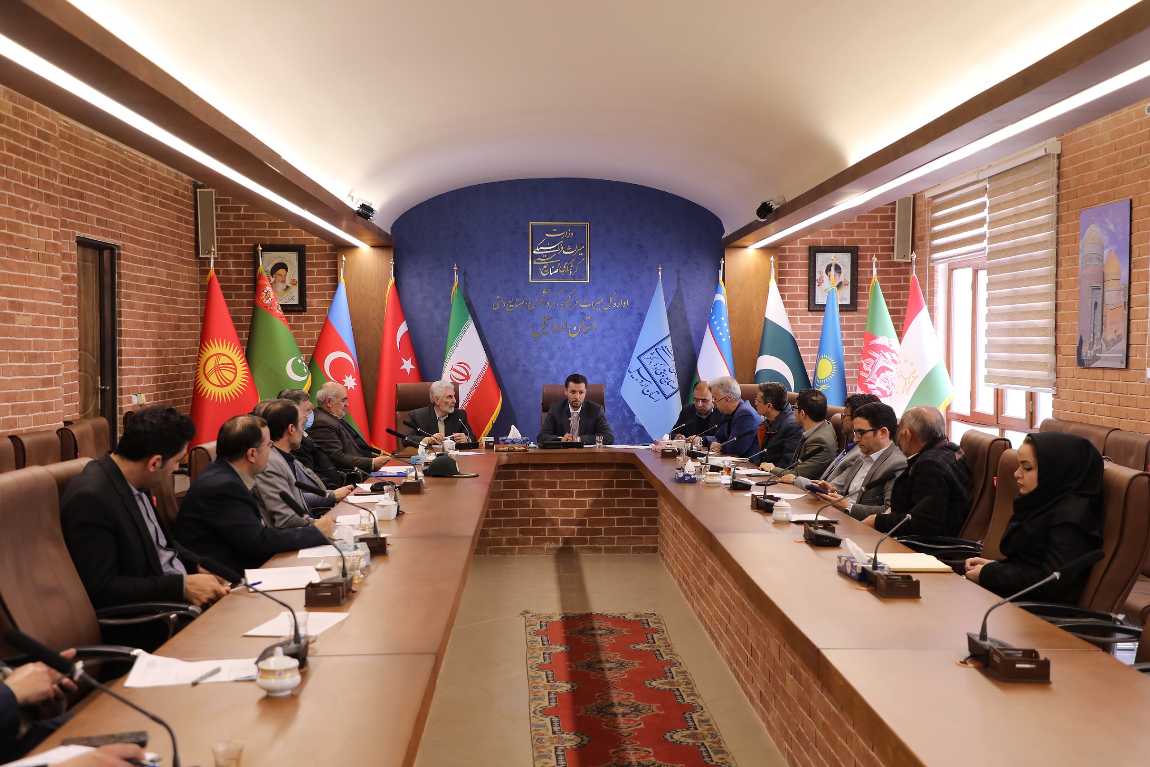 جلسه روسای کمیته‌های ستاد خدمات سفر استان اردبیل برگزار شد